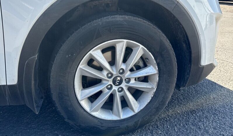 
								2019 Kia Sorento LX AWD full									