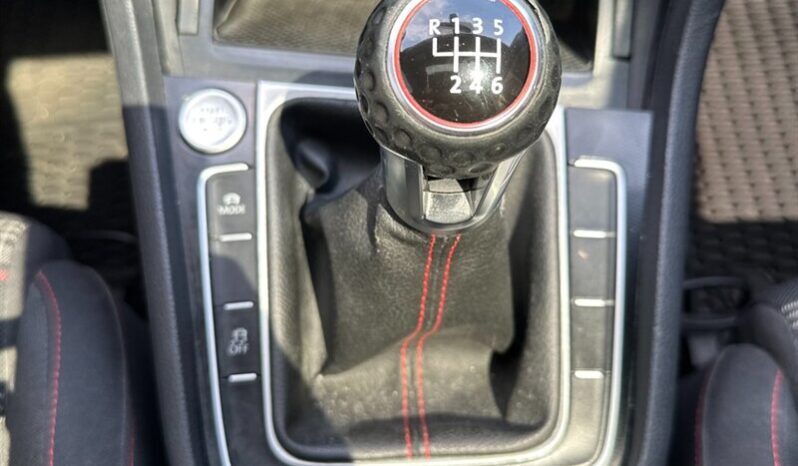 
								2015 Volkswagen Golf GTI Autobahn full									