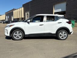 
										2022 Nissan Kicks S full									