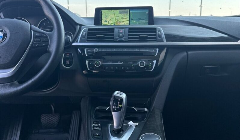
								2016 BMW 328i xDrive AWD full									