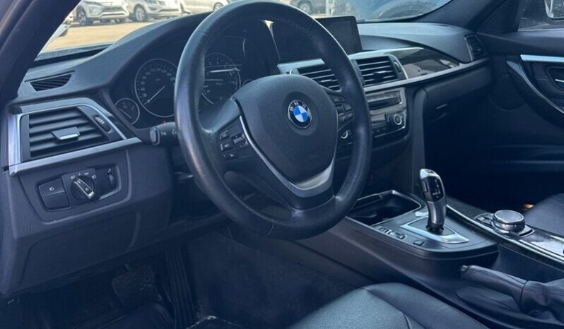 
								2016 BMW 328i xDrive AWD full									