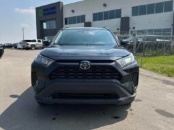 
										2019 Toyota RAV4 LE AWD full									