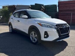 
										2022 Nissan Kicks S full									