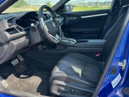 
										2019 Honda Civic Sport full									