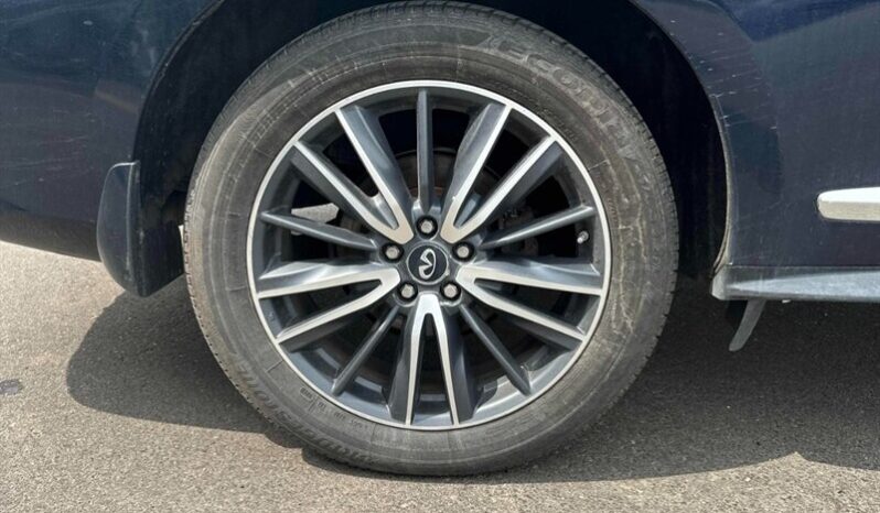 
								2018 Infiniti QX60 AWD full									
