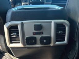
										2019 Ford F-150 Lariat Crew Cab 4X4 full									