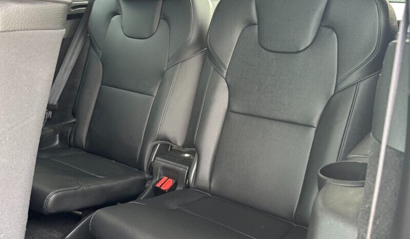 
								2018 Volvo XC90 T5 Momentum AWD full									