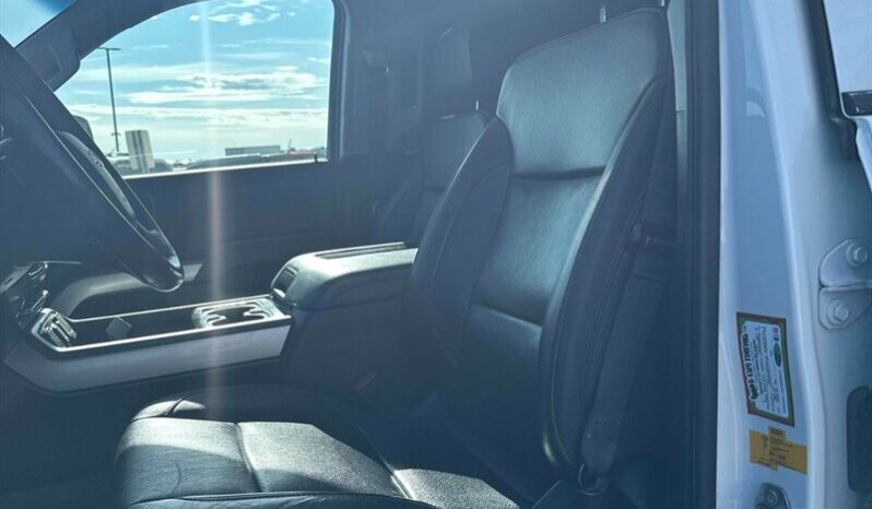 
								2018 Chevrolet Silverado 1500 LTZ Z71 Crew Cab 4×4 5.3L full									