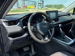 
										2019 Toyota RAV4 LE AWD full									