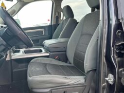 
										2019 Ram 1500 Classic SLT 5.7L Hemi Crew Cab 4X4 full									