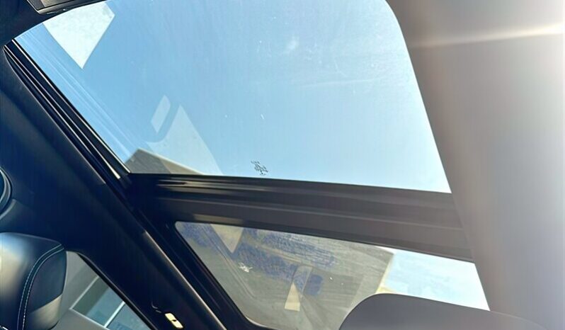 
								2019 Ford F-150 Lariat Crew Cab 4X4 full									
