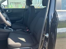 
										2023 Hyundai Venue Essential full									