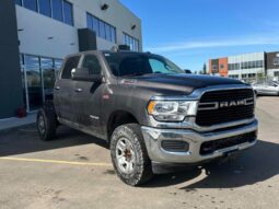
										2020 Ram 2500 Big Horn 6.4L Hemi Crew Cab 4X4 full									