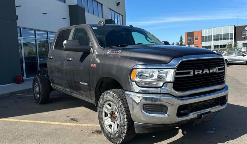 
								2020 Ram 2500 Big Horn 6.4L Hemi Crew Cab 4X4 full									
