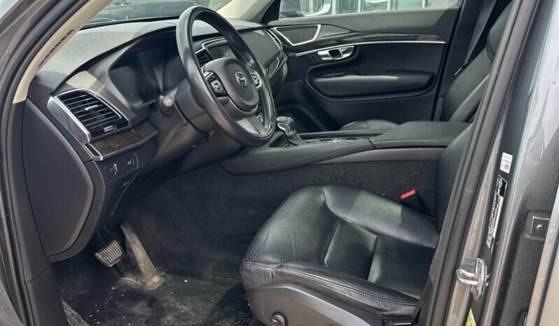 
								2018 Volvo XC90 T5 Momentum AWD full									