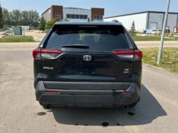 
										2019 Toyota RAV4 LE AWD full									