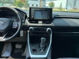 
										2019 Toyota RAV4 LE AWD full									
