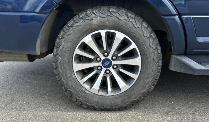 
								2017 Ford Expedition XLT 4X4 full									