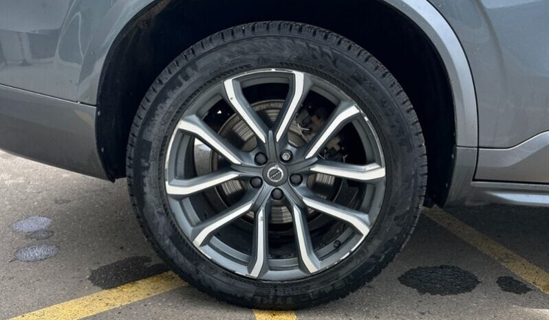 
								2018 Volvo XC90 T5 Momentum AWD full									