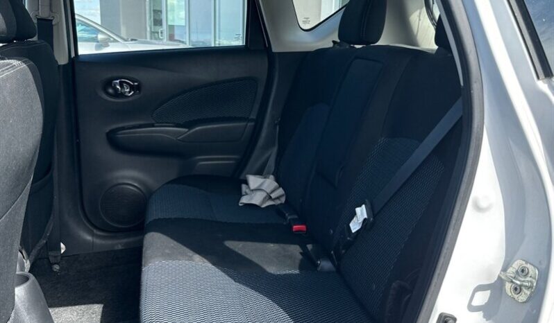 
								2018 Nissan Versa Note SV full									