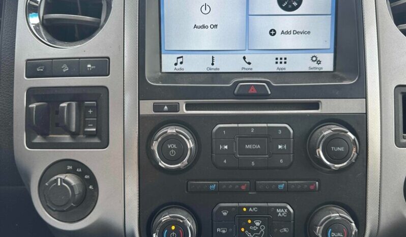 
								2017 Ford Expedition XLT 4X4 full									
