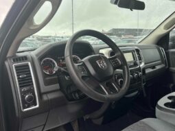 
										2019 Ram 1500 Classic SLT 5.7L Hemi Crew Cab 4X4 full									