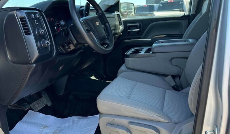 
								2018 Chevrolet Silverado 1500 Custom Crew Cab 4X4 full									