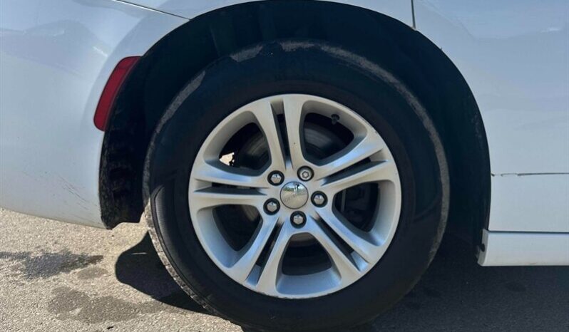 
								2019 Dodge Charger SXT full									