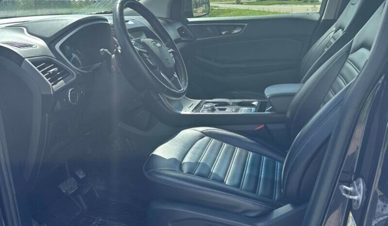 
								2019 Ford Edge SEL AWD full									