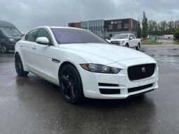 2018 Jaguar XE 25t Premium AWD full