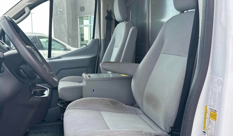 
								2016 Ford Transit T-250 130″ Low Roof Cargo Van full									