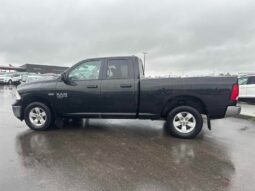 
										2019 Ram 1500 Classic SLT 5.7L Hemi Crew Cab 4X4 full									