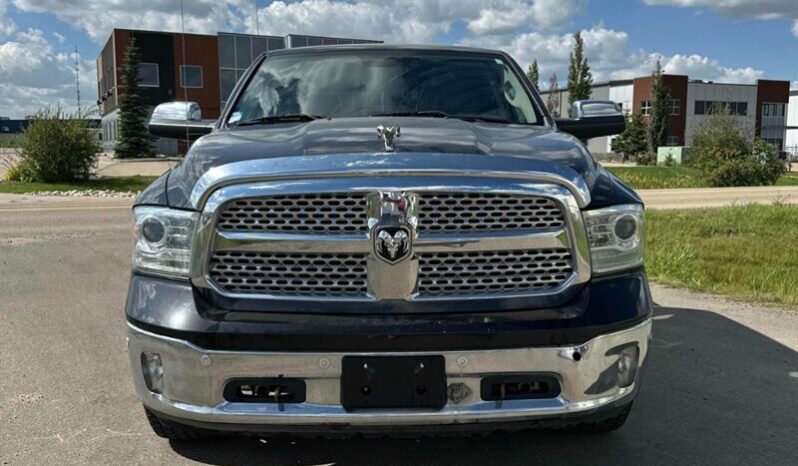 
								2018 Ram 1500 Laramie 5.7L Hemi Crew Cab 4×4 full									