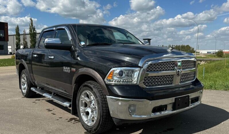 
								2018 Ram 1500 Laramie 5.7L Hemi Crew Cab 4×4 full									