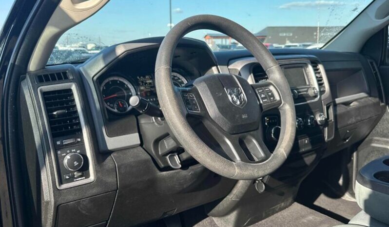
								2019 Ram 1500 Classic St Ext. Cab 4X4 full									