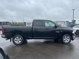 
										2019 Ram 1500 Classic SLT 5.7L Hemi Crew Cab 4X4 full									
