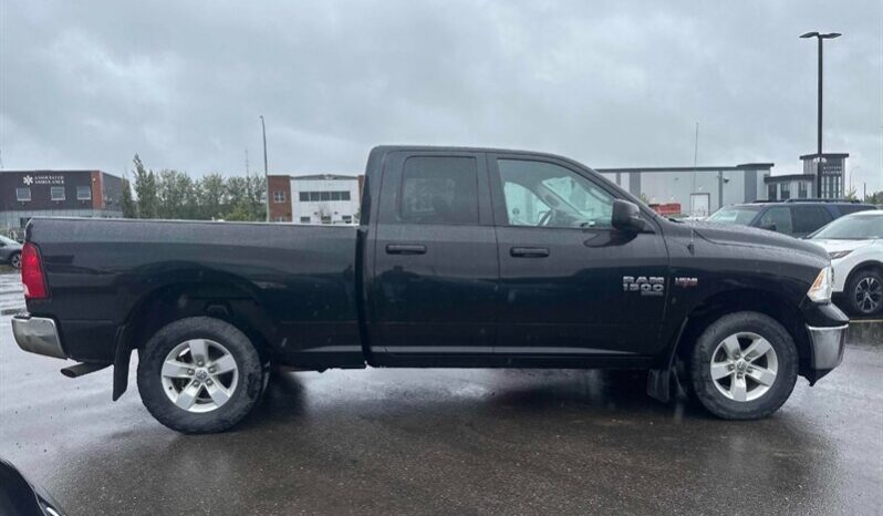 
								2019 Ram 1500 Classic SLT 5.7L Hemi Crew Cab 4X4 full									