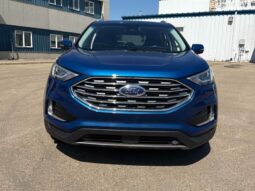 
										2020 Ford Edge SEL AWD full									