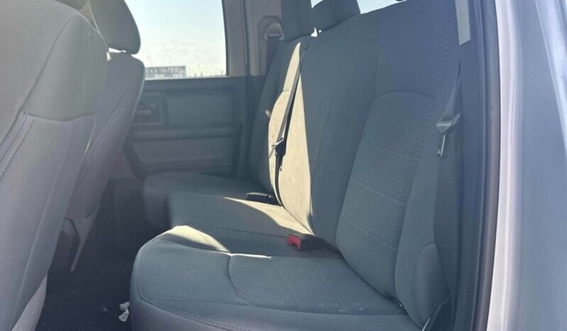 
								2018 Ram 1500 Express Ext. Cab 4X4 full									
