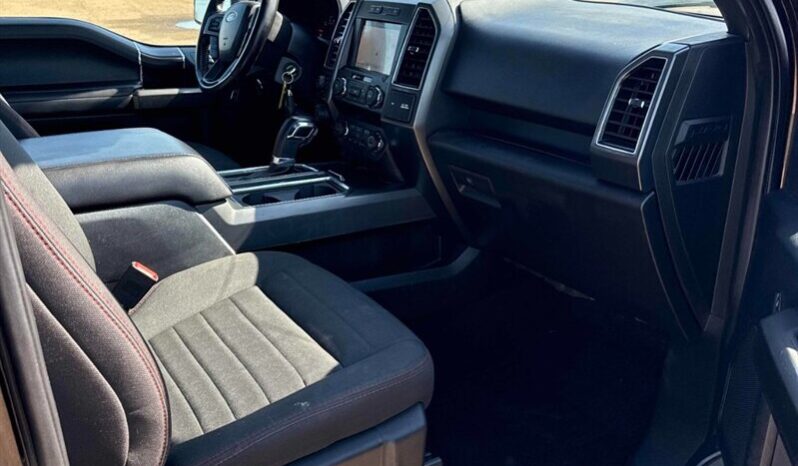 
								2019 Ford F-150 XLT Sport FX4 5.0L Crew Cab 4×4 full									