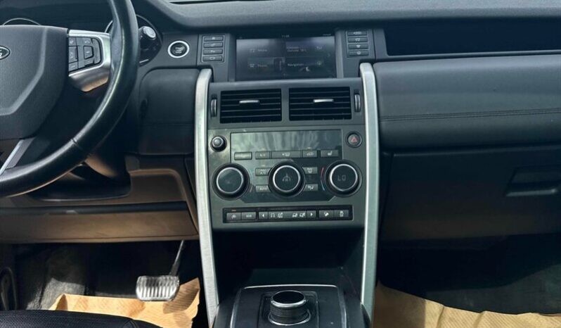 
								2017 Land Rover Discovery Sport HSE AWD full									
