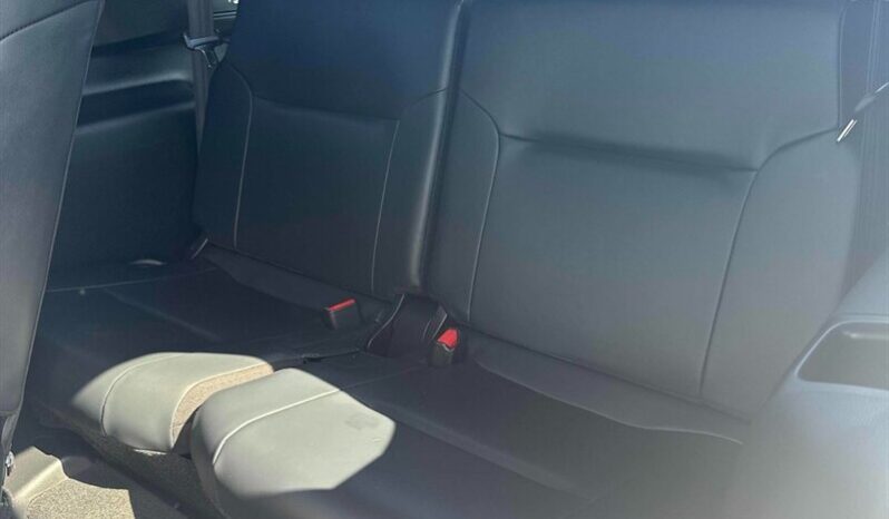 
								2024 Mitsubishi Outlander SE AWD full									