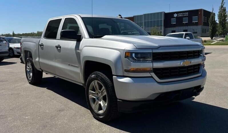 
								2018 Chevrolet Silverado 1500 Custom Crew Cab 4X4 full									