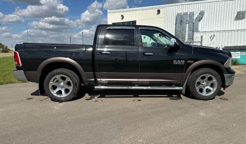 
								2018 Ram 1500 Laramie 5.7L Hemi Crew Cab 4×4 full									