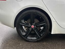 2018 Jaguar XE 25t Premium AWD full