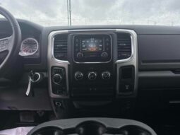 
										2019 Ram 1500 Classic SLT 5.7L Hemi Crew Cab 4X4 full									