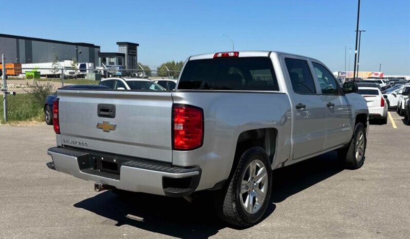 
								2018 Chevrolet Silverado 1500 Custom Crew Cab 4X4 full									