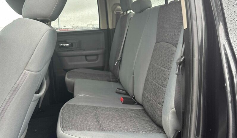 
								2019 Ram 1500 Classic SLT 5.7L Hemi Crew Cab 4X4 full									