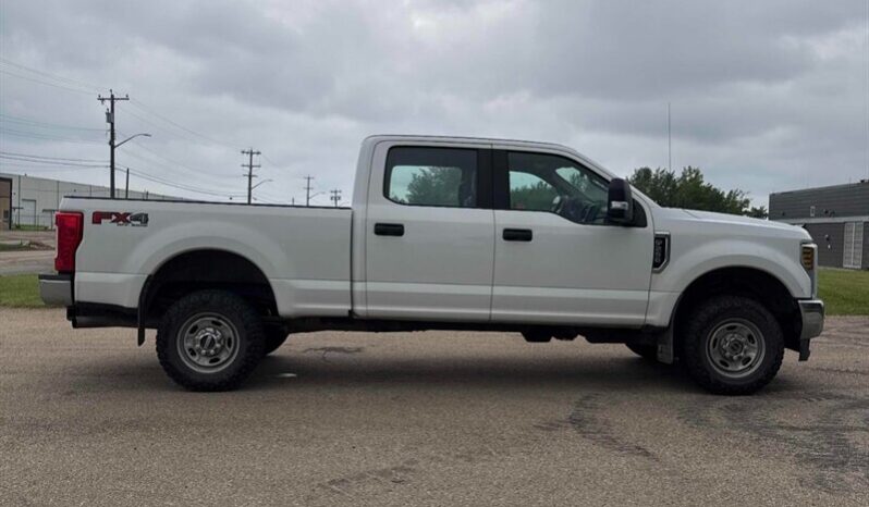 
								2019 Ford F-250 Super Duty XL FX4 6.2L Crew Cab 4×4 full									