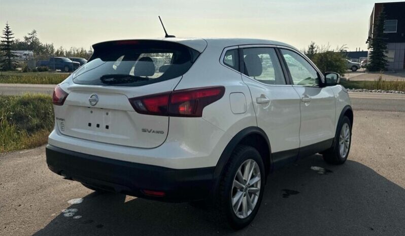 
								2018 Nissan Qashqai SV AWD full									